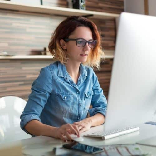 progettista che lavora